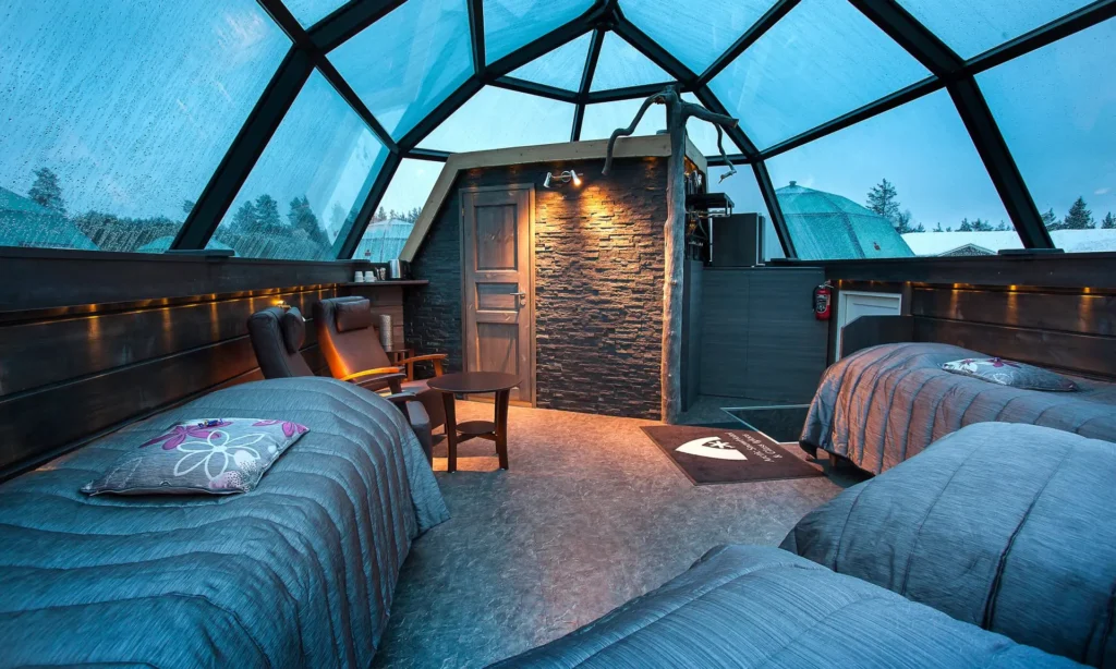 北極光雪地酒店與玻璃屋 (Arctic SnowHotel & Glass Igloos)